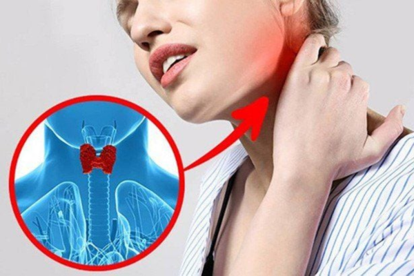 Người phụ nữ 38 tuổi đang khỏe mạnh bất ngờ phát hiện ung thư tuyến giáp thừa nhận một sai lầm nhiều người Việt mắc phải - Ảnh 3. Người phụ nữ 38 tuổi đang khỏe mạnh bất ngờ phát hiện ung thư tuyến giáp thừa nhận một sai lầm nhiều người Việt mắc phải - Ảnh 3.