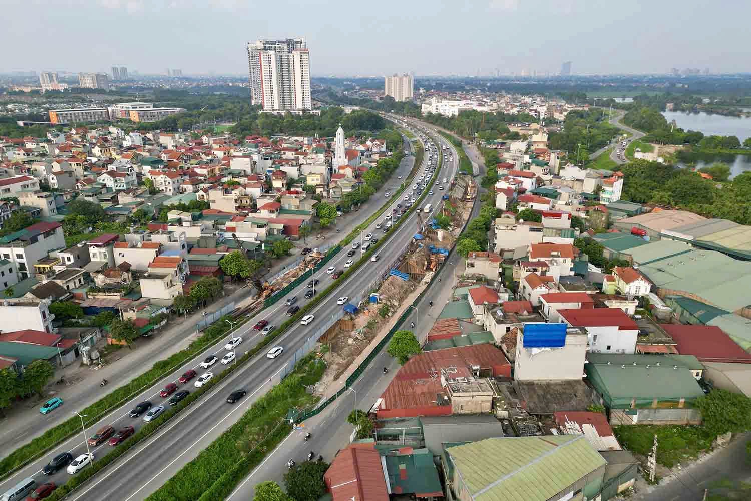 Nguy cơ chậm tiến độ đường nối cao tốc Pháp Vân - Cầu Giẽ với Vành đai 3- Ảnh 1. Nguy cơ chậm tiến độ đường nối cao tốc Pháp Vân - Cầu Giẽ với Vành đai 3- Ảnh 1.