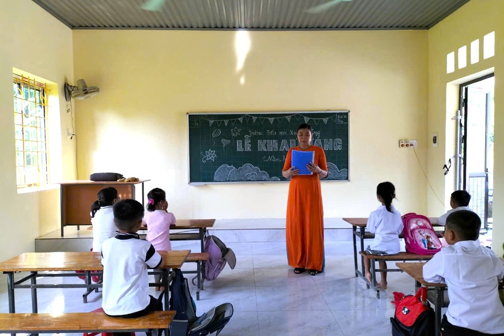 Niềm vui ngày khai giảng ở ngôi trường mang tên Dân trí - 3 Niềm vui ngày khai giảng ở ngôi trường mang tên Dân trí - 3