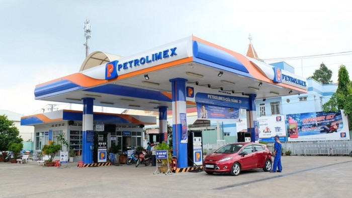 Tập đoàn Xăng dầu Việt Nam - Petrolimex đạt lợi nhuận ấn tượng trong 6 tháng đầu năm 2024. Ảnh: Nguyễn Anh
