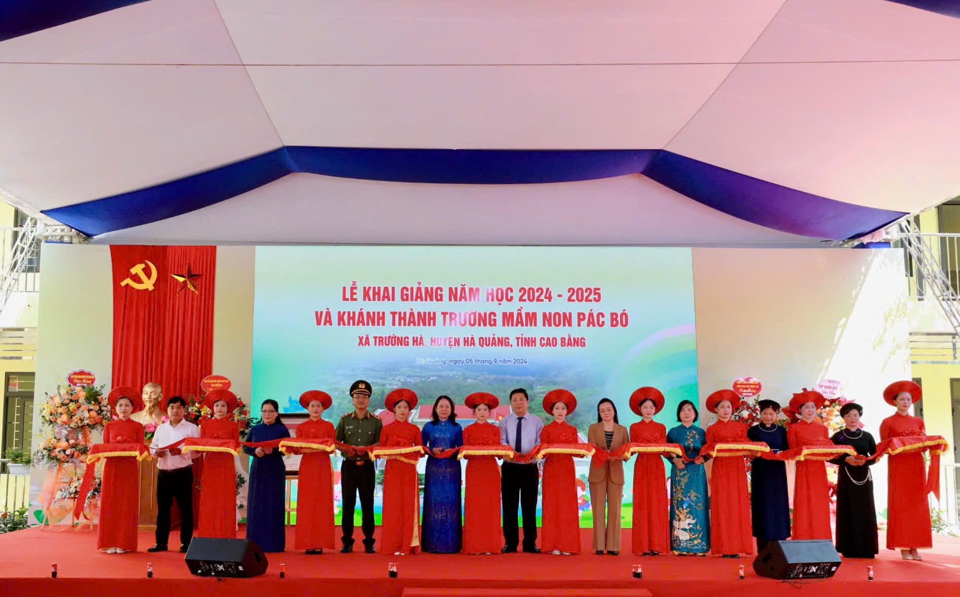 Phó Chủ tịch nước cắt băng khánh thành trường mầm non Pác Bó, Cao Bằng- Ảnh 1. Phó Chủ tịch nước cắt băng khánh thành trường mầm non Pác Bó, Cao Bằng- Ảnh 1.