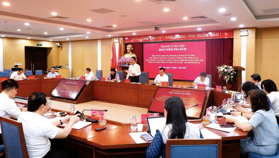 Đoàn kiểm tra của Ban Thường vụ Thành uỷ do Chủ nhiệm Ủy ban Kiểm tra Thành uỷ Hoàng Trọng Quyết làm Trưởng đoàn kiểm tra việc thực hiện Chỉ thị số 24-CT/TU tại quận Đống Đa, tháng 7/2024.