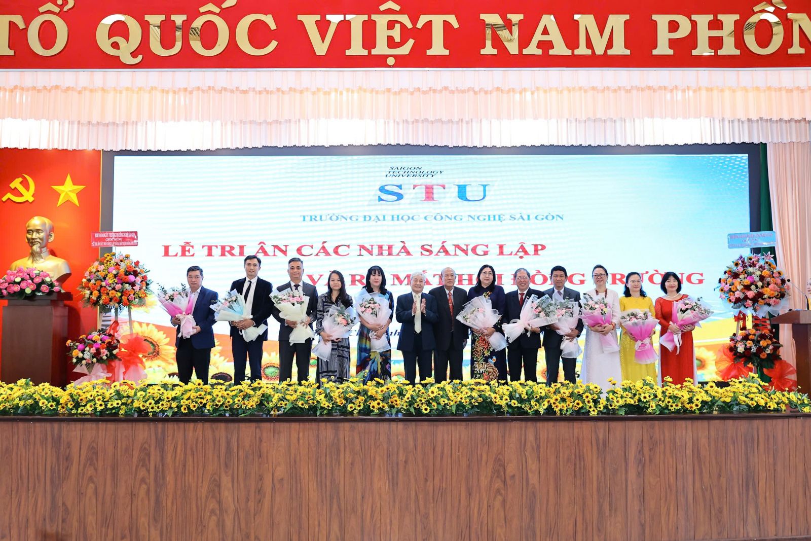 STU tổ chức lễ ra mắt hội đồng trường và tri ân các nhà sáng lập- Ảnh 1. STU tổ chức lễ ra mắt hội đồng trường và tri ân các nhà sáng lập- Ảnh 1.