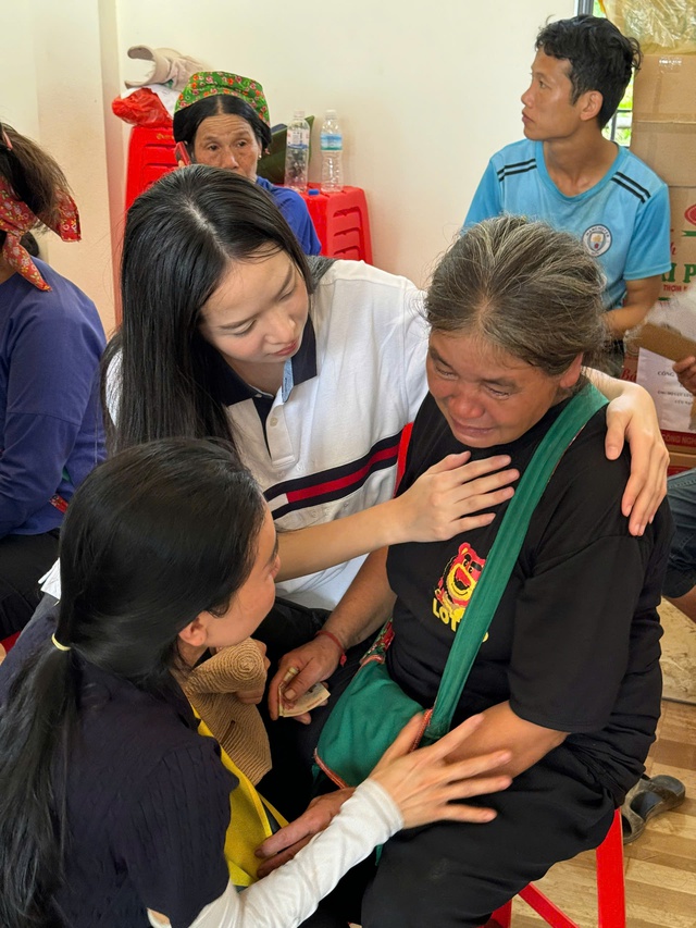 Sẻ chia với người dân thôn Làng Nủ sau bão lũ, sạt lở đất - Ảnh 1. Sẻ chia với người dân thôn Làng Nủ sau bão lũ, sạt lở đất - Ảnh 1.