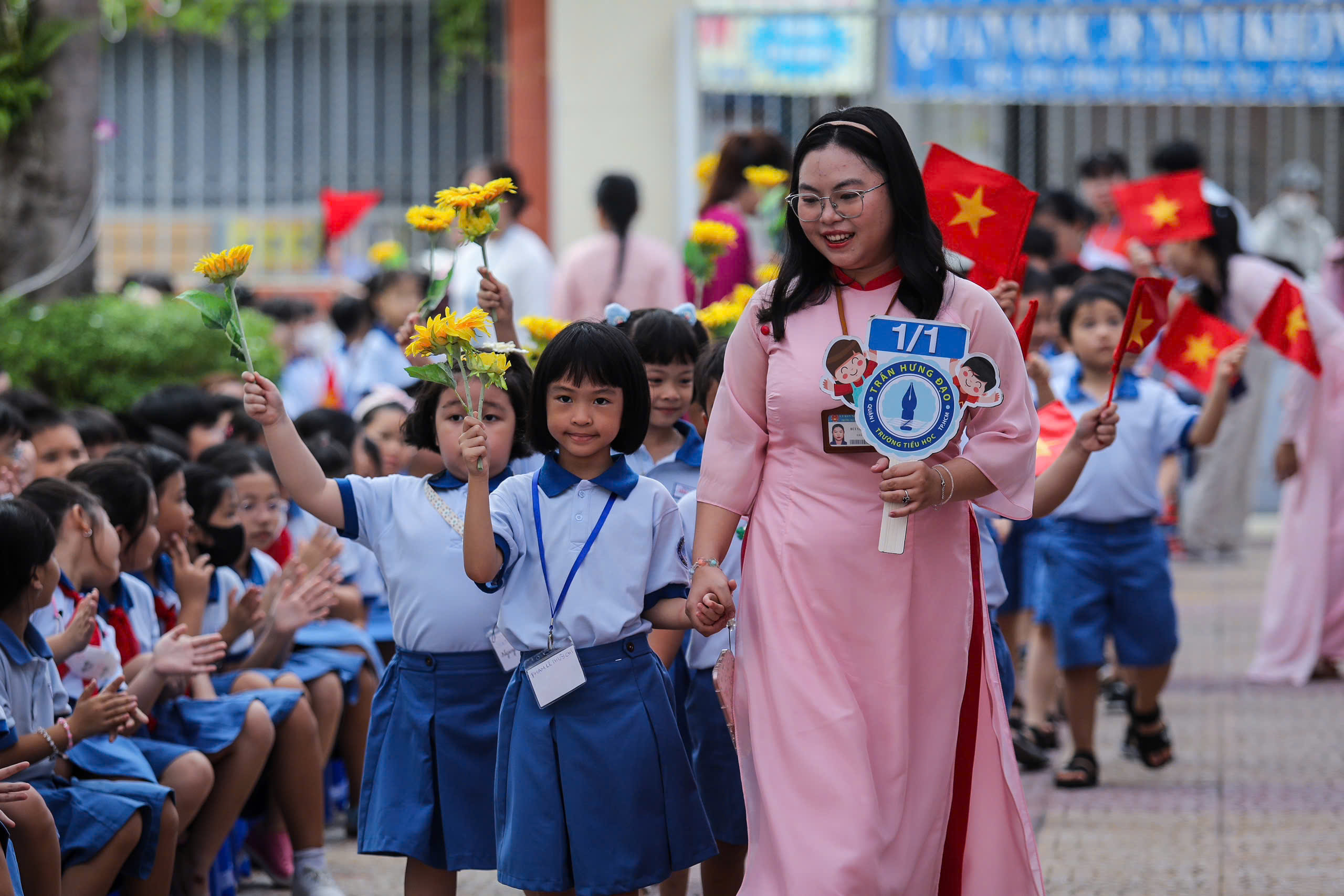 Năm học mới: TP.HCM số hóa dữ liệu học sinh, Hà Nội ngăn chặn lạm thu- Ảnh 1. Năm học mới: TP.HCM số hóa dữ liệu học sinh, Hà Nội ngăn chặn lạm thu- Ảnh 1.