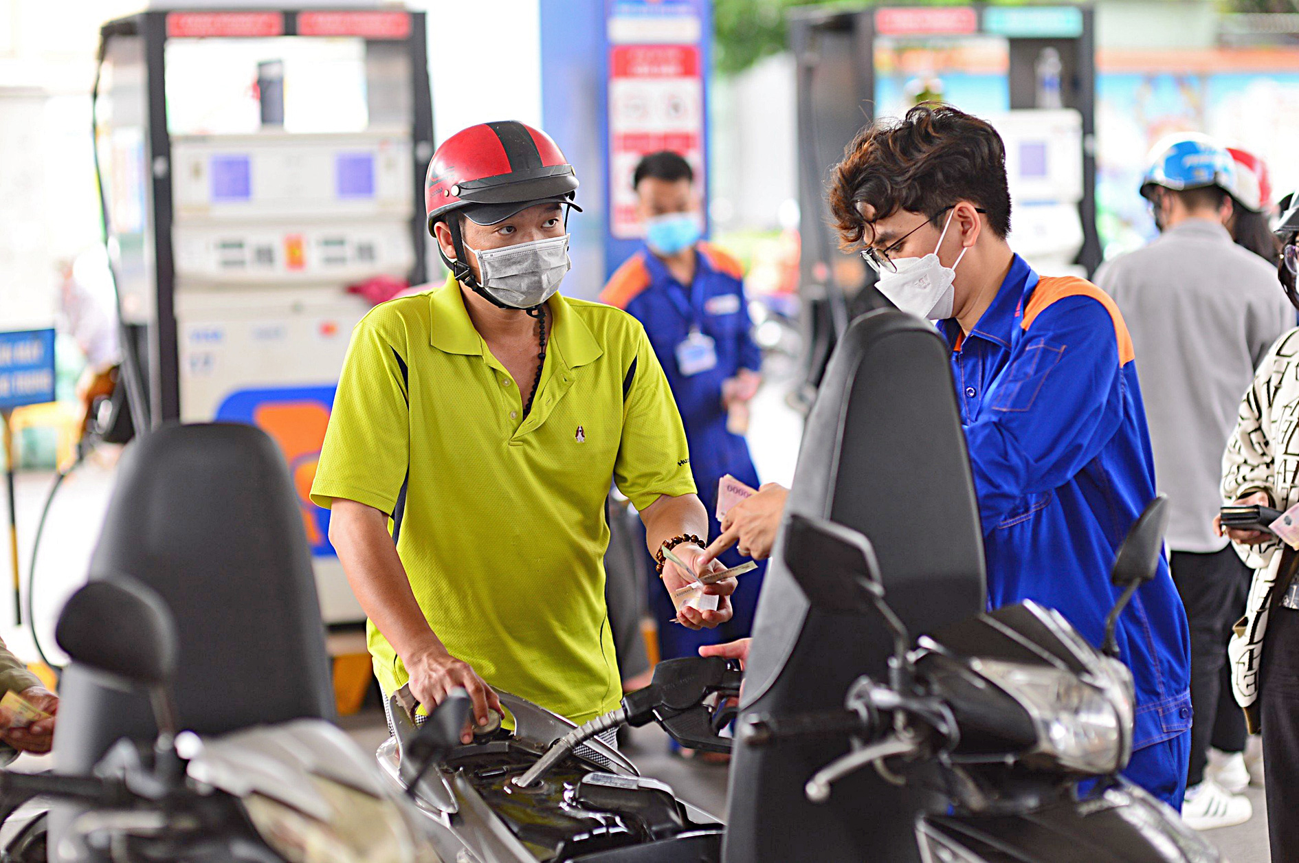 Tin tức sáng 1-10: HSBC dự báo lạm phát của Việt Nam chỉ 3,6% - Ảnh 4. Tin tức sáng 1-10: - Ảnh 4.