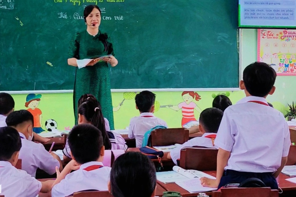 Ưu tiên tuyển dụng giáo viên người dân tộc thiểu số cho vùng cao - 1 Ưu tiên tuyển dụng giáo viên người dân tộc thiểu số cho vùng cao - 1