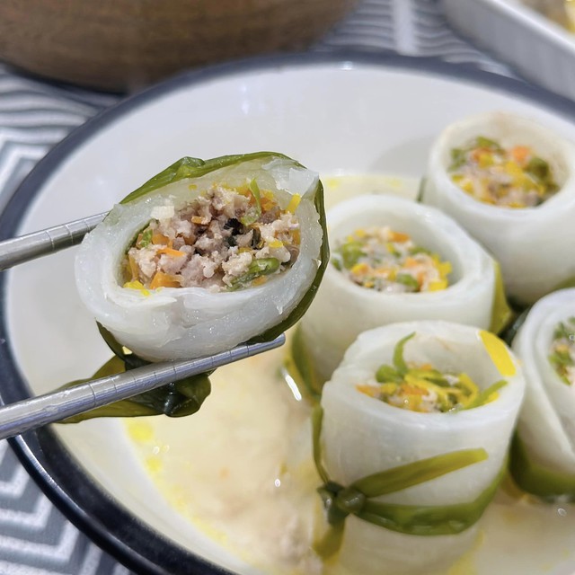 Loại củ ví ‘nhân sâm mùa đông’ hỗ trợ ngừa ung thư, tốt cho người tiểu đường bán đầy chợ Việt: Vị ngọt thanh mát dễ ăn- Ảnh 2. Loại củ ví ‘nhân sâm mùa đông’ hỗ trợ ngừa ung thư, tốt cho người tiểu đường bán đầy chợ Việt: Vị ngọt thanh mát dễ ăn- Ảnh 2.