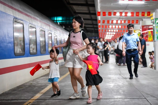 Chuyến tàu 'đặc biệt' trước ngày lễ Độc lập 2.9 Chuyến tàu 'đặc biệt' trước ngày lễ Độc lập 2.9