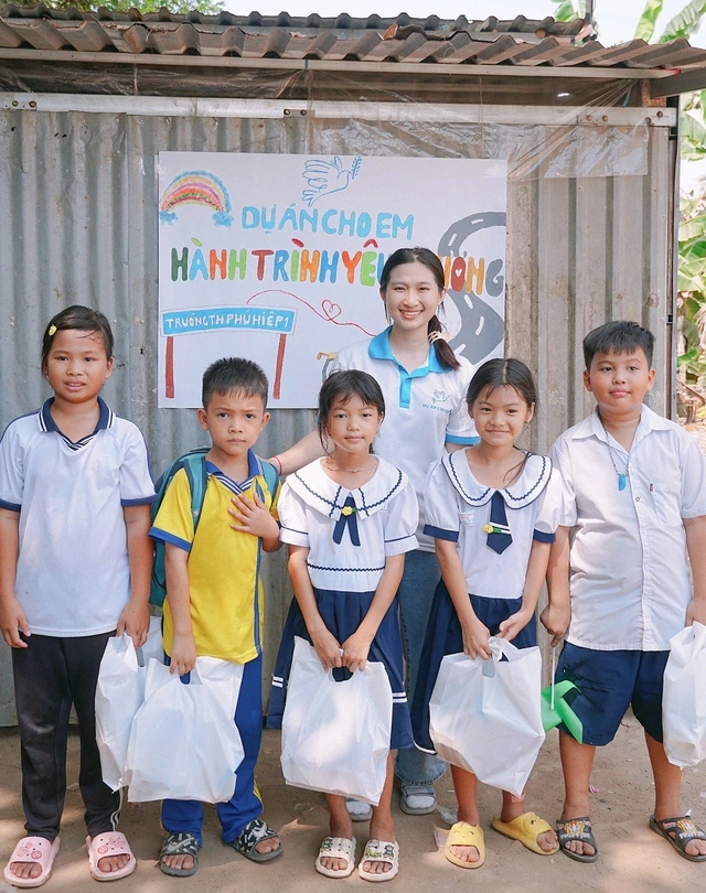 Những yêu thương ở các 'trạm dừng' Những yêu thương ở các 'trạm dừng'