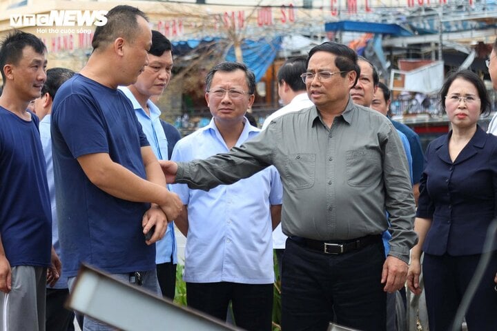 Thủ tướng tới Quảng Ninh, Hải Phòng chỉ đạo khắc phục hậu quả bão Yagi Thủ tướng tới Quảng Ninh, Hải Phòng chỉ đạo khắc phục hậu quả bão Yagi
