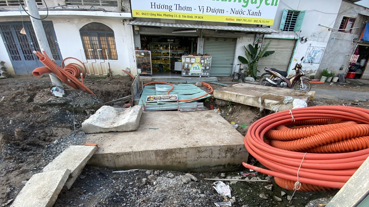 Một gói thầu thuộc dự án 4.800 tỷ qua sân bay Tân Sơn Nhất có nguy cơ Một gói thầu thuộc dự án 4.800 tỷ qua sân bay Tân Sơn Nhất có nguy cơ