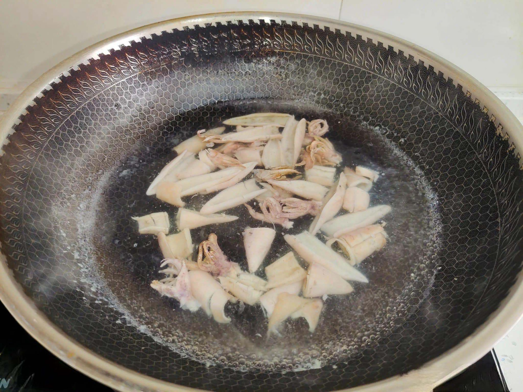 Món canh giúp bổ phổi vào mùa thu, chỉ mất 15 phút để nấu mà nước canh tươi ngon, mềm mát và sảng khoái - Ảnh 3. Món canh giúp bổ phổi vào mùa thu, chỉ mất 15 phút để nấu mà nước canh tươi ngon, mềm mát và sảng khoái - Ảnh 3.