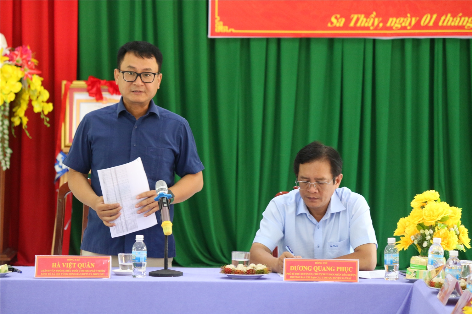 Ông Hà Việt Quân - Vụ trưởng, Chánh Văn phòng Điều phối Chương trình MTQG 1719 phát biểu tại buổi làm việc Ông Hà Việt Quân - Vụ trưởng, Chánh Văn phòng Điều phối Chương trình MTQG 1719 phát biểu tại buổi làm việc