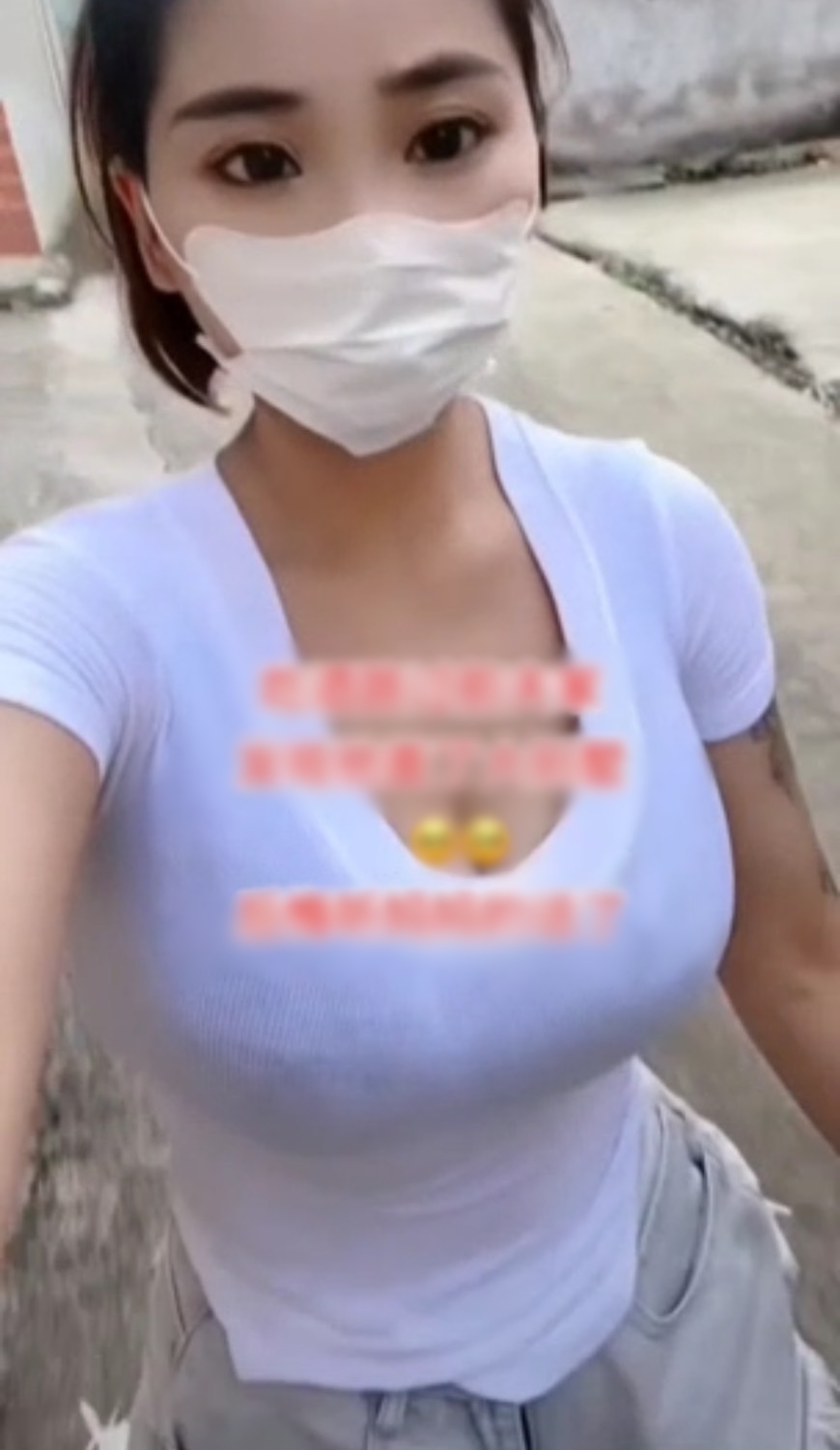 Ly hôn vì nghèo, 3 năm sau cô gái hối hận đến bật khóc khi đi ngang qua nhà chồng cũ vì thấy điều này- Ảnh 2. Ly hôn vì nghèo, 3 năm sau cô gái hối hận đến bật khóc khi đi ngang qua nhà chồng cũ vì thấy điều này- Ảnh 2.