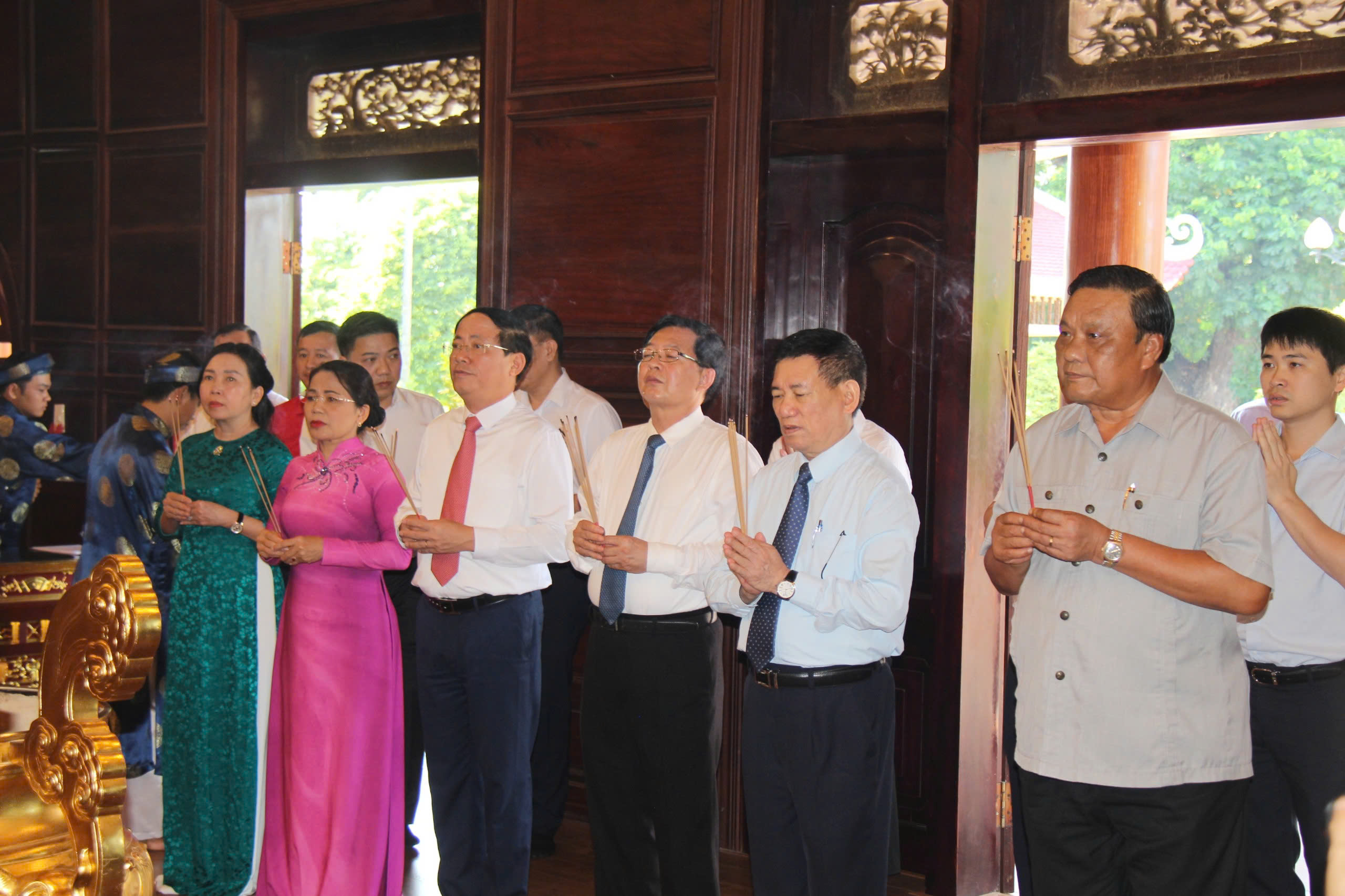Phó thủ tướng: Tây Sơn đủ điều kiện phát triển công nghiệp công nghệ cao nhờ gần sân bay- Ảnh 2. Phó thủ tướng: Tây Sơn đủ điều kiện phát triển công nghiệp công nghệ cao nhờ gần sân bay- Ảnh 2.