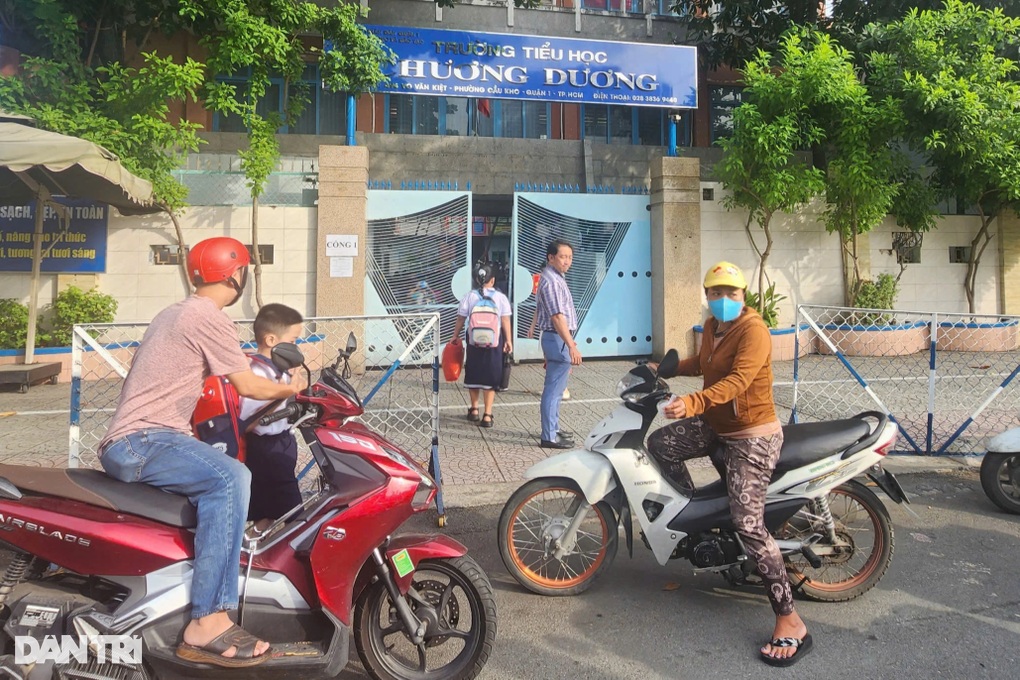 Phương án mới xử lý vụ cô giáo xin ủng hộ tiền mua máy tính - 3 Phương án mới xử lý vụ cô giáo xin ủng hộ tiền mua máy tính - 3