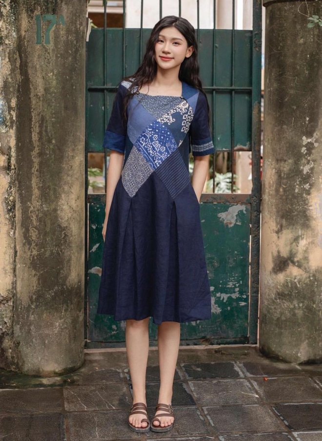 Trang phục linen là điểm nhấn riêng cho phong cách mùa thu- Ảnh 11. Trang phục linen là điểm nhấn riêng cho phong cách mùa thu- Ảnh 11.