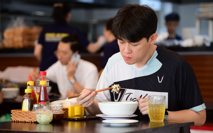 Đại sứ Việt Nam tại Hàn Quốc: nhiều du khách Hàn đã "mê hoặc" món phở - Ảnh 6.