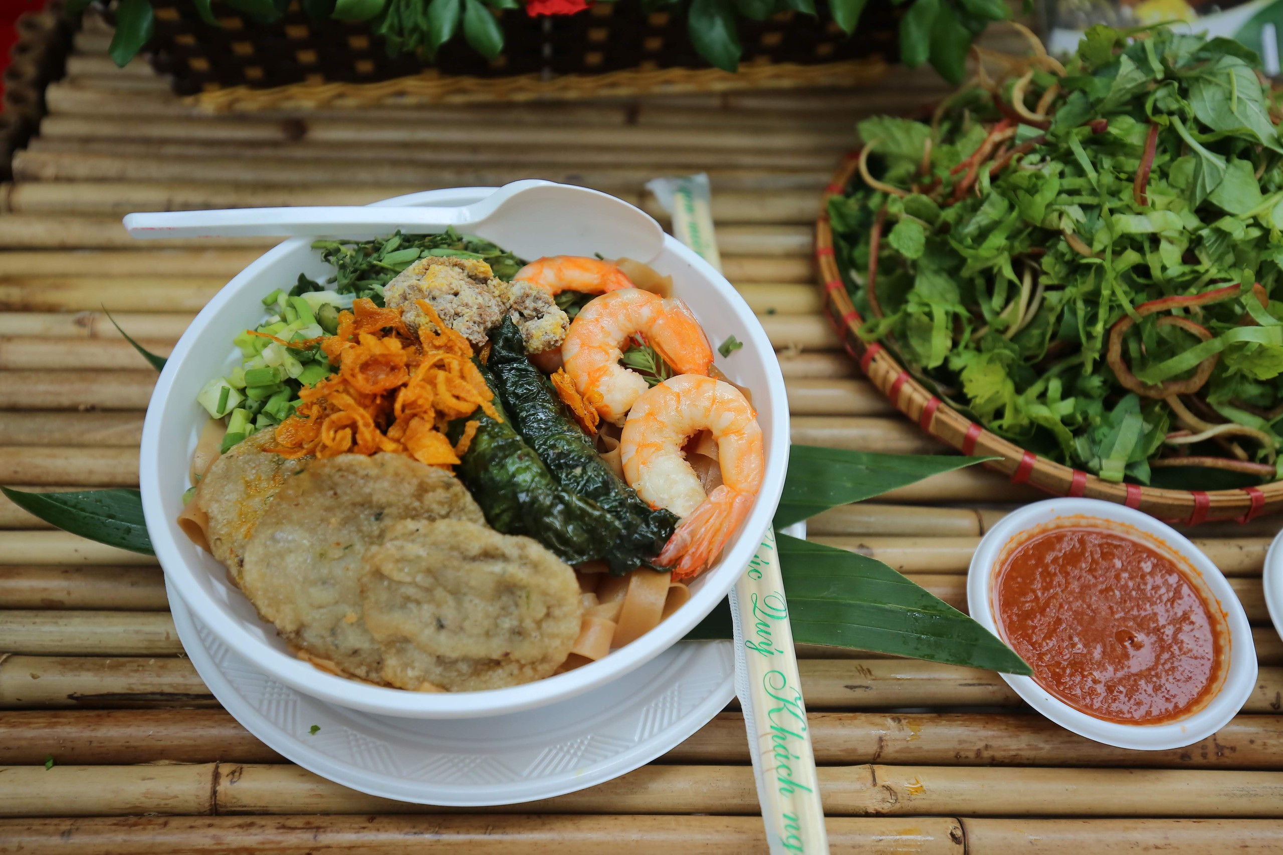 Quảng bá du lịch thông qua khám phá ẩm thực độc đáo địa phương - Ảnh 5. Quảng bá du lịch thông qua khám phá ẩm thực độc đáo địa phương - Ảnh 5.