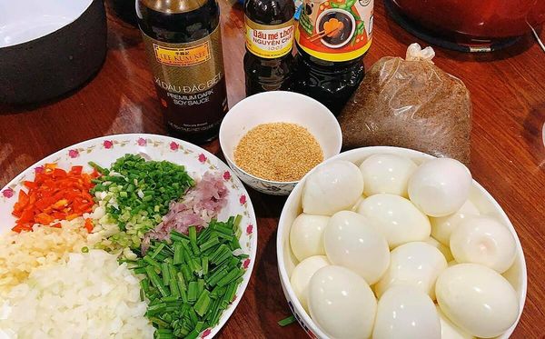 Chọn loại trứng gà này và làm theo cách sau mới có được nhiều món ngon bắt mắt- Ảnh 7. Chọn loại trứng gà này và làm theo cách sau mới có được nhiều món ngon bắt mắt- Ảnh 7.