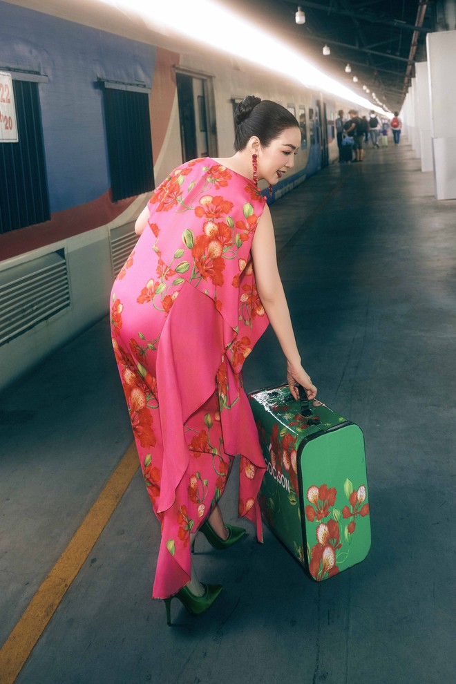 Hoa hậu Giáng My chuộng phong cách cổ điển- Ảnh 9. Hoa hậu Giáng My chuộng phong cách cổ điển- Ảnh 9.
