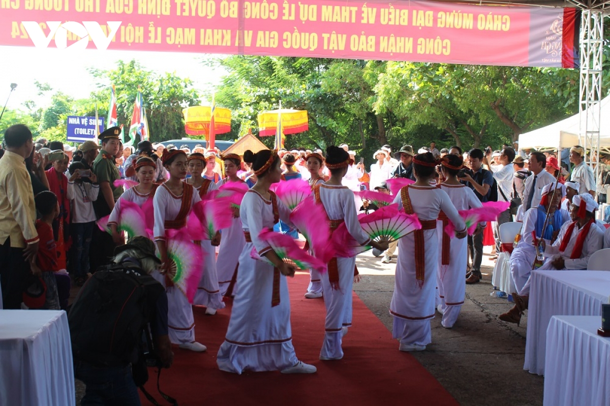 tưng bừng lễ hội katê ở ninh thuận và bình thuận hình ảnh 4 tung bung le hoi kate o ninh thuan va binh thuan hinh anh 4