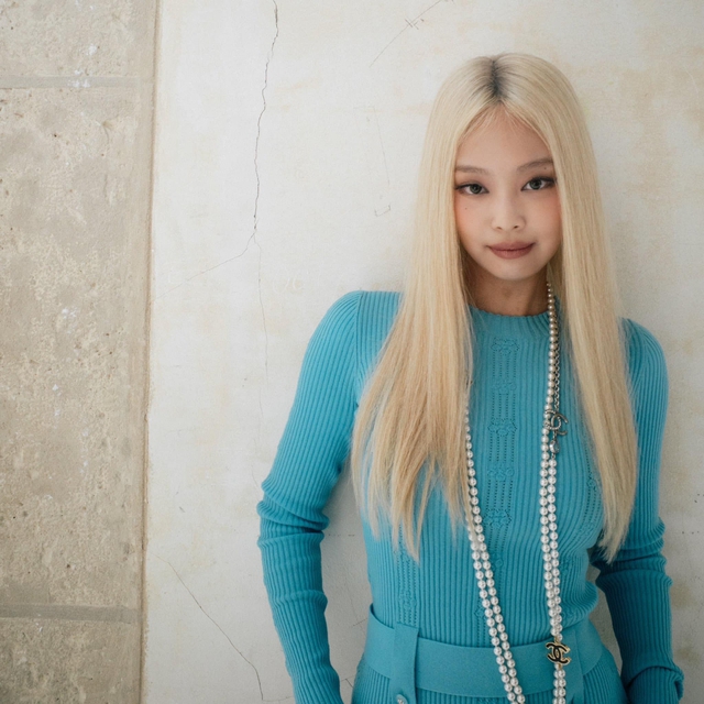 Đón thu với màu tóc mới 'cực cháy' như Jennie, Lisa- Ảnh 2. Đón thu với màu tóc mới 'cực cháy' như Jennie, Lisa- Ảnh 2.