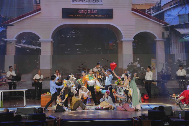 Đặc sắc chương trình nghệ thuật “Dòng sông kể chuyện" - Ảnh 3. Đặc sắc chương trình nghệ thuật “Dòng sông kể chuyện" - Ảnh 3.