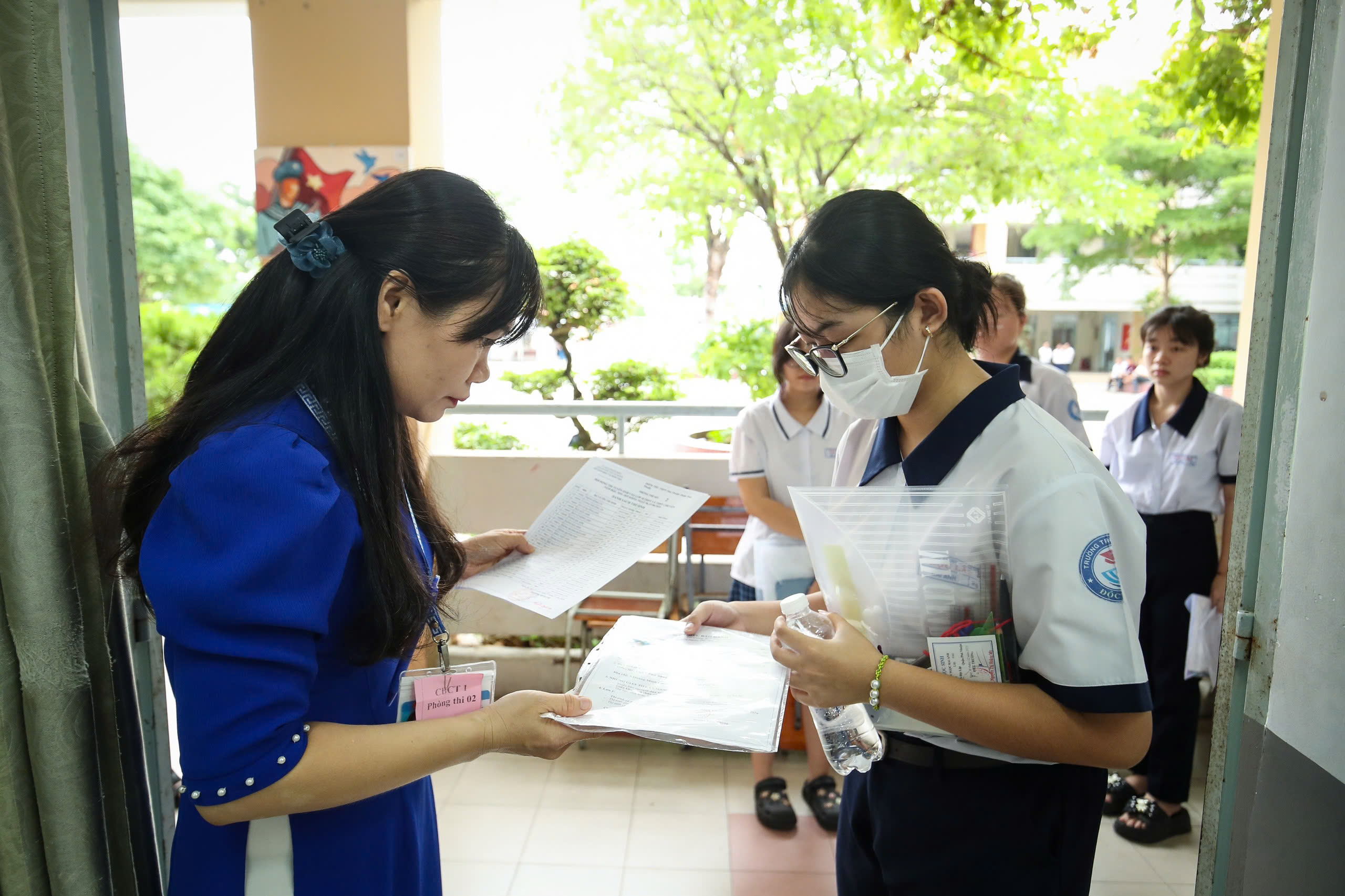 Bốc thăm môn thứ 3 vào lớp 10: Số môn thi thực chất có thể cao hơn?- Ảnh 2. Bốc thăm môn thứ 3 vào lớp 10: Số môn thi thực chất có thể cao hơn?- Ảnh 2.
