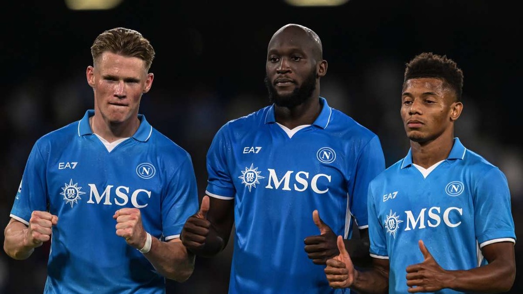 Hai cựu ngôi sao Man Utd không ngừng tỏa sáng, CĐV nhói lòng - 2 Hai cựu ngôi sao Man Utd không ngừng tỏa sáng, CĐV nhói lòng - 2