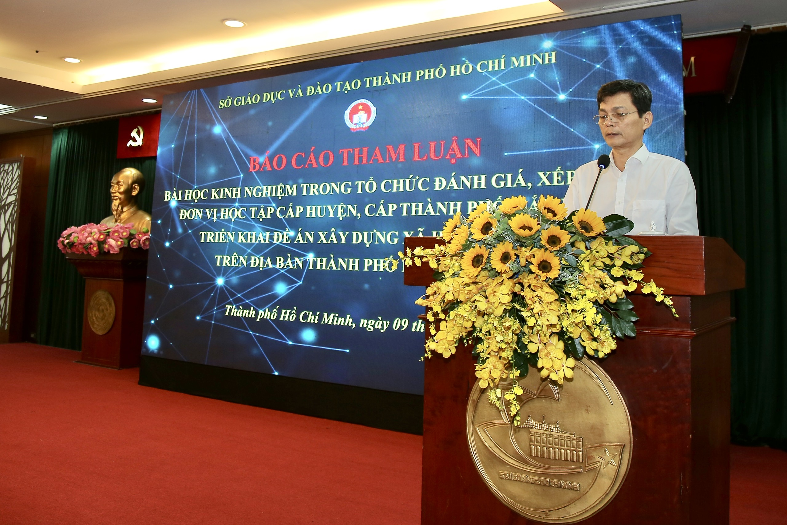 Phát triển kinh tế bền vững nhờ giáo dục và khuyến học tại TP.HCM- Ảnh 4. Phát triển kinh tế bền vững nhờ giáo dục và khuyến học tại TP.HCM- Ảnh 4.