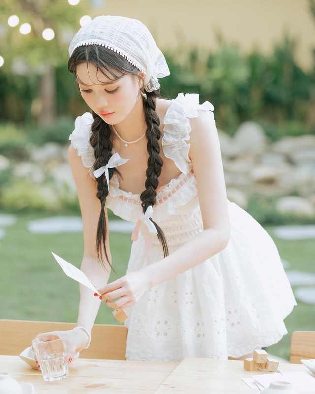 Biến hóa linh hoạt phong cách với khăn turban- Ảnh 3. Biến hóa linh hoạt phong cách với khăn turban- Ảnh 3.