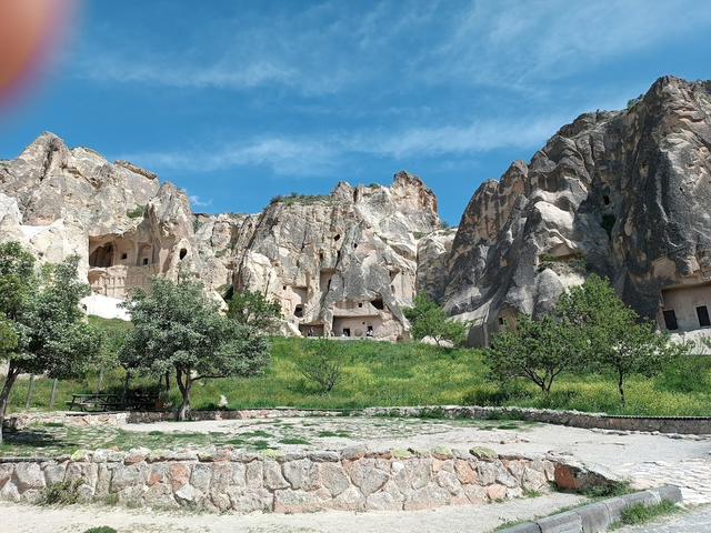 Khám phá Cappadocia - vùng đất kỳ diệu và thơ mộng tại Thổ Nhĩ Kỳ- Ảnh 2. Khám phá Cappadocia - vùng đất kỳ diệu và thơ mộng tại Thổ Nhĩ Kỳ- Ảnh 2.