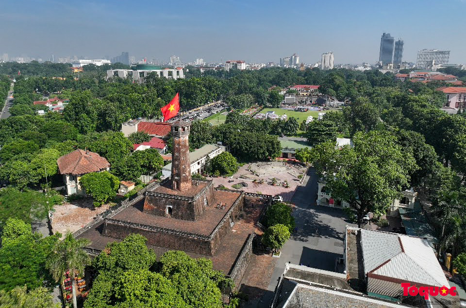 Cột cờ Hà Nội: Chứng nhân lịch sử ngày tiếp quản Thủ đô - Ảnh 3. Cột cờ Hà Nội: Chứng nhân lịch sử ngày tiếp quản Thủ đô - Ảnh 3.