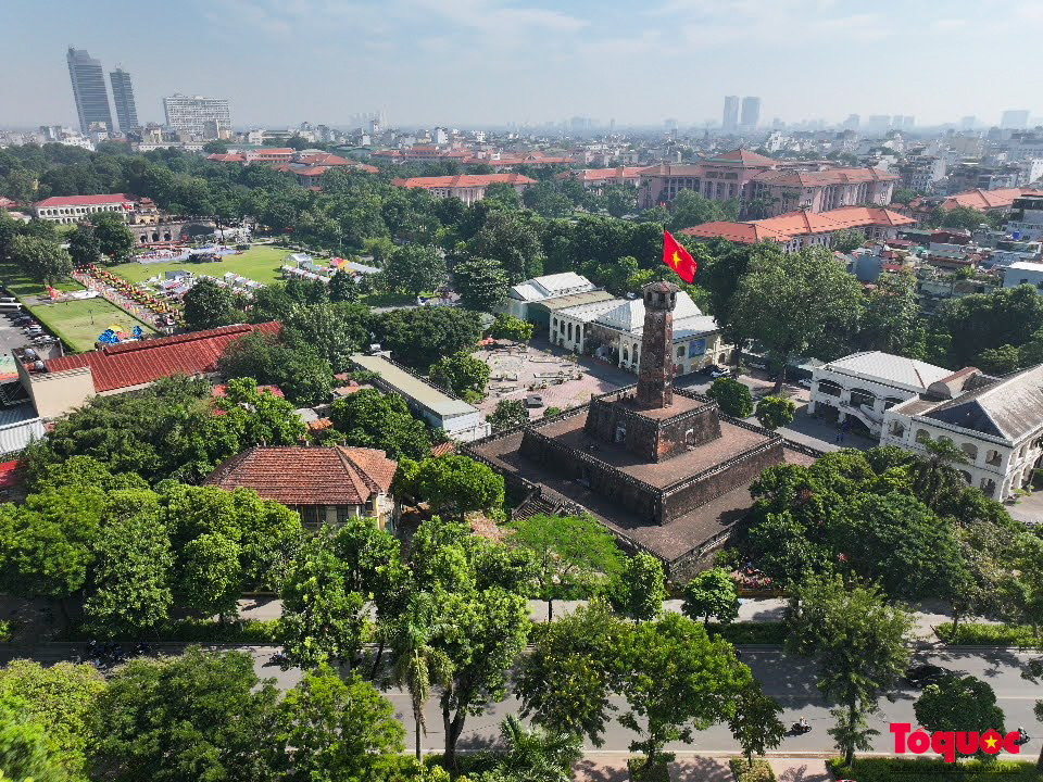Cột cờ Hà Nội: Chứng nhân lịch sử ngày tiếp quản Thủ đô - Ảnh 15. Cột cờ Hà Nội: Chứng nhân lịch sử ngày tiếp quản Thủ đô - Ảnh 15.