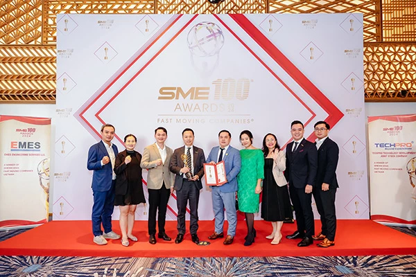 MENAS cam kết sẽ tiếp tục mang đến các giải pháp dịch vụ chuyên nghiệp theo tiêu chuẩn ESG góp phần tạo nên các giá trị bền vững cho cộng đồng và xây dựng thương hiệu hàng đầu trong lĩnh vực dịch vụ và bất động sản tại Việt Nam. MENAS cam kết sẽ tiếp tục mang đến các giải pháp dịch vụ chuyên nghiệp theo tiêu chuẩn ESG góp phần tạo nên các giá trị bền vững cho cộng đồng và xây dựng thương hiệu hàng đầu trong lĩnh vực dịch vụ và bất động sản tại Việt Nam.