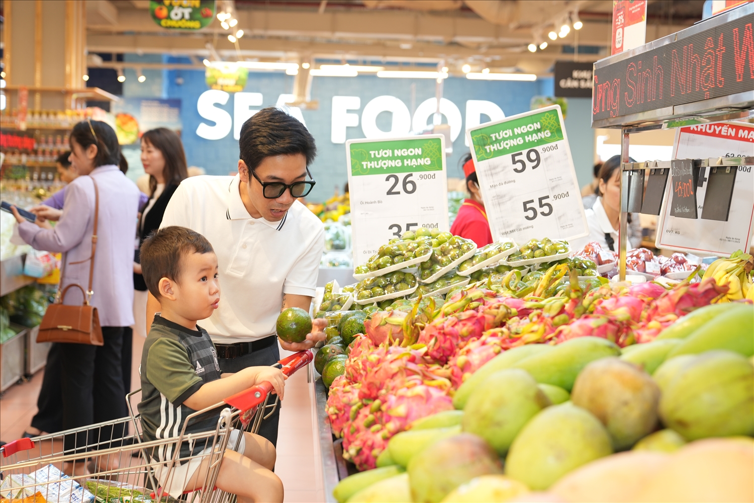 Tươi ngon, chất lượng, giá tốt là các tiêu chí mà WinMart chú trọng tập trung để phục vụ khách hàng của mình Tươi ngon, chất lượng, giá tốt là các tiêu chí mà WinMart chú trọng tập trung để phục vụ khách hàng của mình