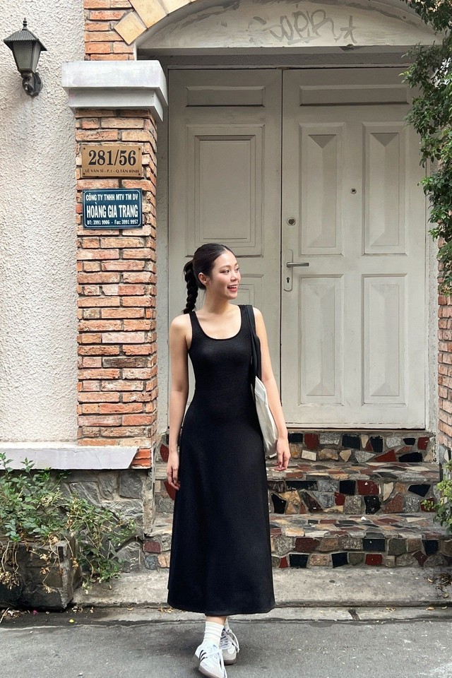 Khẳng định vẻ đẹp quyến rũ với đầm bodycon- Ảnh 5. Khẳng định vẻ đẹp quyến rũ với đầm bodycon- Ảnh 5.