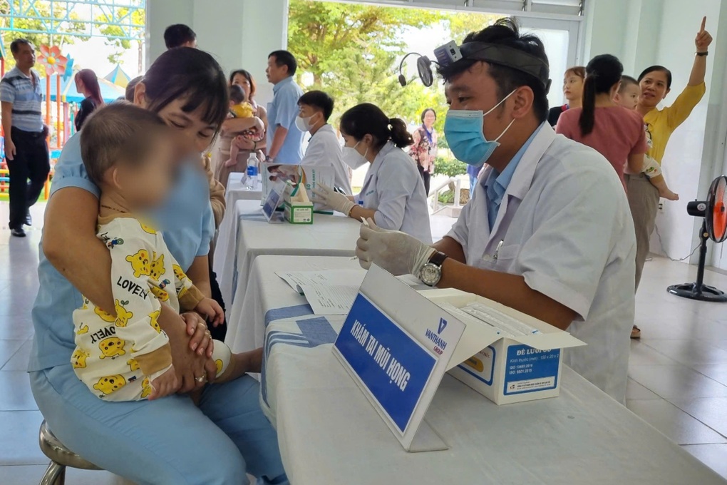 Tu sĩ hoàn tục, gần 40 trẻ em tại tu viện, tịnh xá chuyển nhà - 4 Tu sĩ hoàn tục, gần 40 trẻ em tại tu viện, tịnh xá chuyển nhà - 4