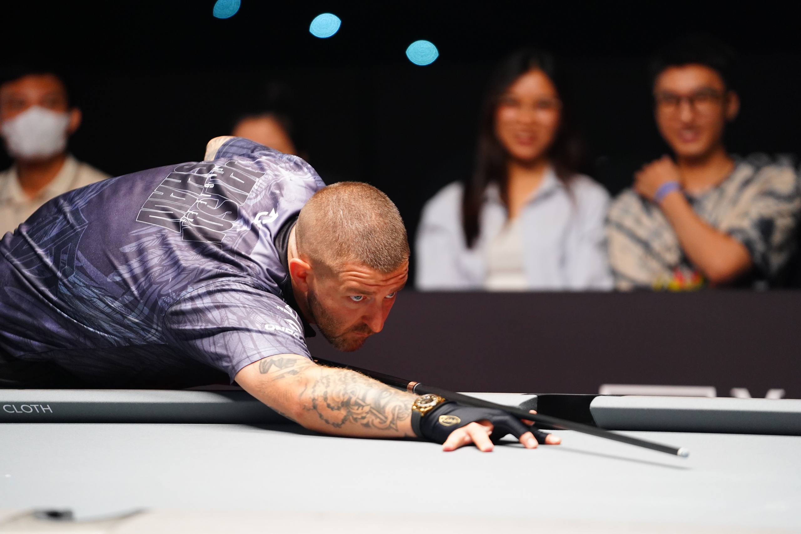 Tay cơ 'huyền thoại' Shane Van Boening dừng chân sớm ở Hanoi Open Pool Championship 2024- Ảnh 4. Tay cơ 'huyền thoại' Shane Van Boening dừng chân sớm ở Hanoi Open Pool Championship 2024- Ảnh 4.