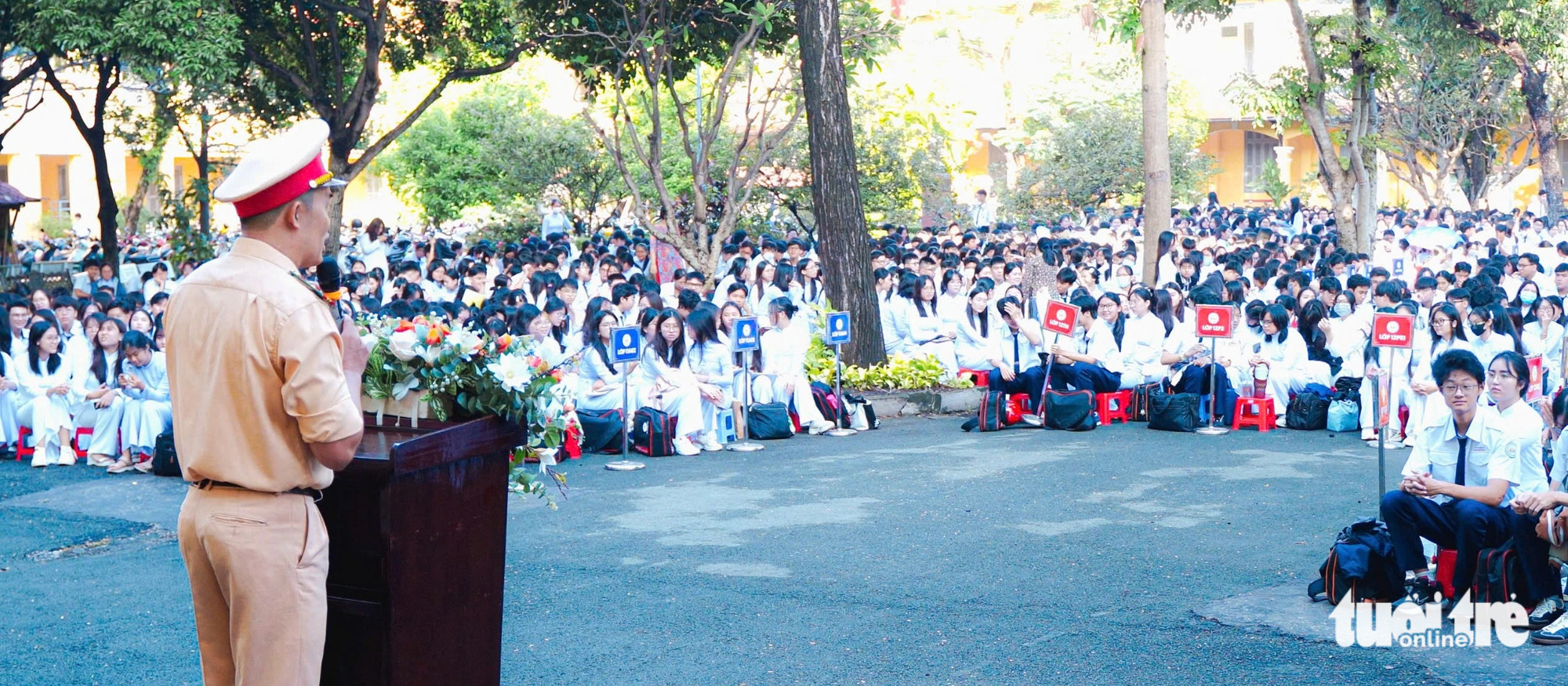 Học điều khiển xe máy an toàn vì tính mạng của chính mình - Ảnh 4. Học điều khiển xe máy an toàn vì tính mạng của chính mình - Ảnh 3.