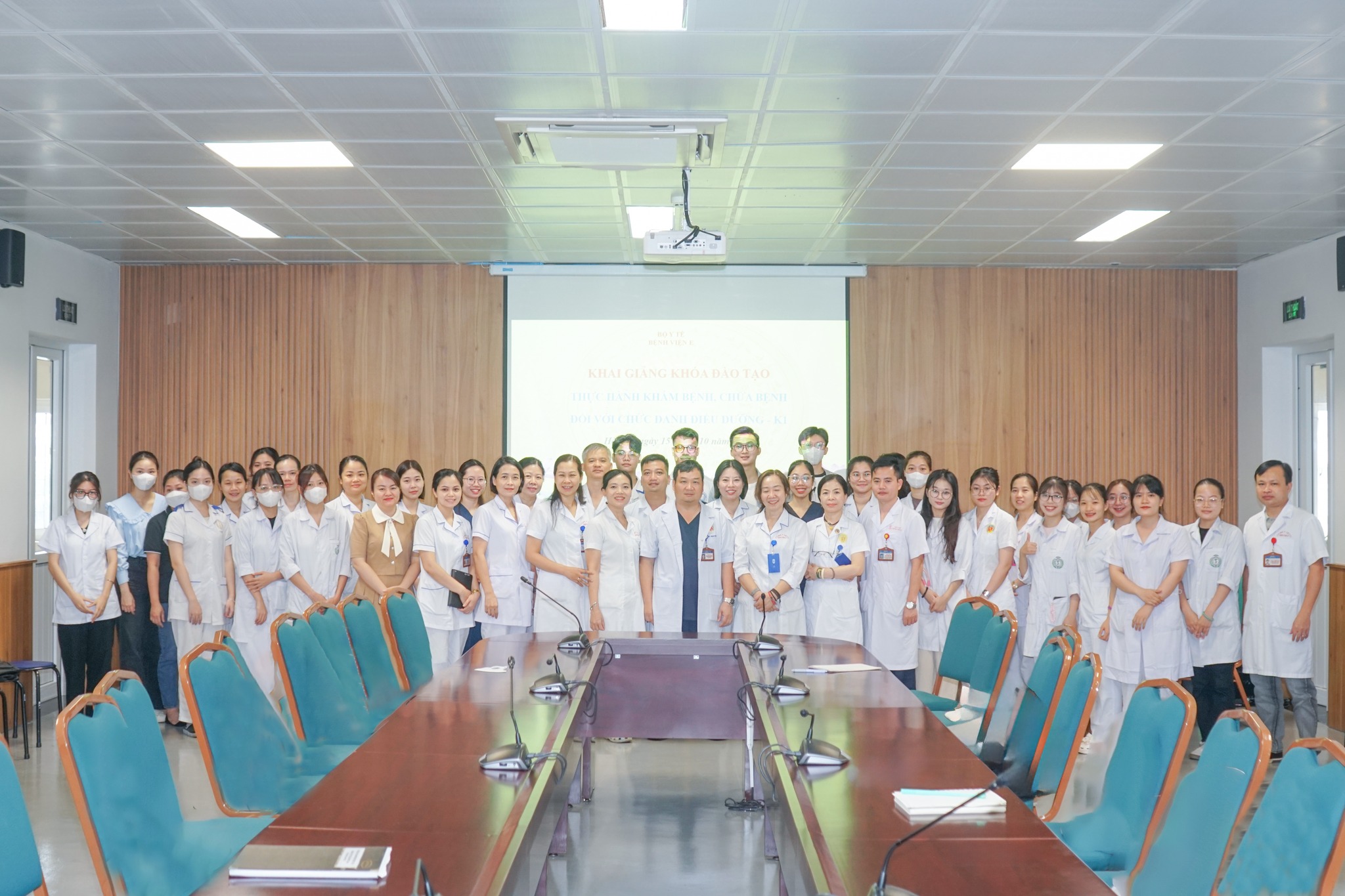 Bệnh viện E khai giảng khóa đào tạo thực hành khám bệnh, chữa bệnh đối với chức danh điều dưỡng - Ảnh 3. Bệnh viện E khai giảng khóa đào tạo thực hành khám bệnh, chữa bệnh đối với chức danh điều dưỡng - Ảnh 3.