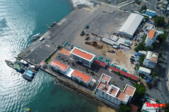 Tìm phương án đón tàu biển du lịch quốc tế đến vịnh Nha Trang - Ảnh 2. Tìm phương án đón tàu biển du lịch quốc tế đến vịnh Nha Trang - Ảnh 2.