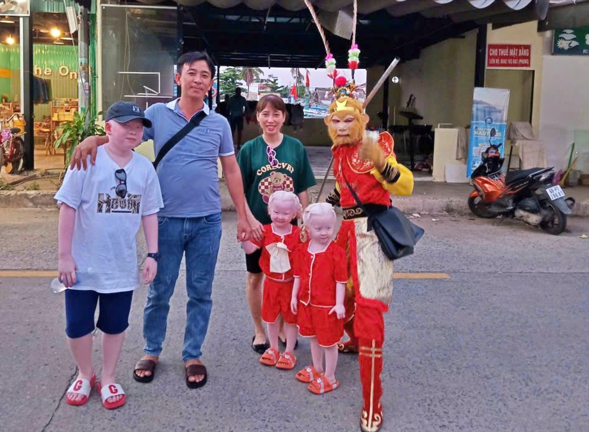 Vợ chồng ở Sóc Trăng lên tiếng chuyện đổi đời, có nhà nhờ 'song sinh thiên thần' - Ảnh 7. Vợ chồng ở Sóc Trăng lên tiếng chuyện đổi đời, có nhà nhờ 'song sinh thiên thần' - Ảnh 7.