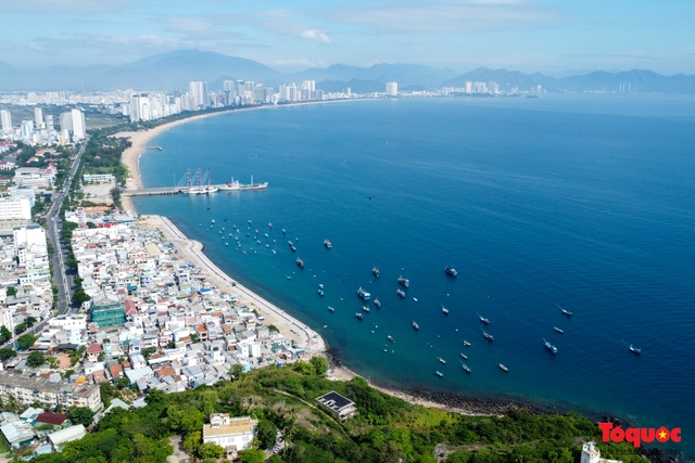 Tàu du lịch chở hơn 2.300 khách sắp cập Cảng quốc tế Cam Ranh - Ảnh 3. Tàu du lịch chở hơn 2.300 khách sắp cập Cảng quốc tế Cam Ranh - Ảnh 3.
