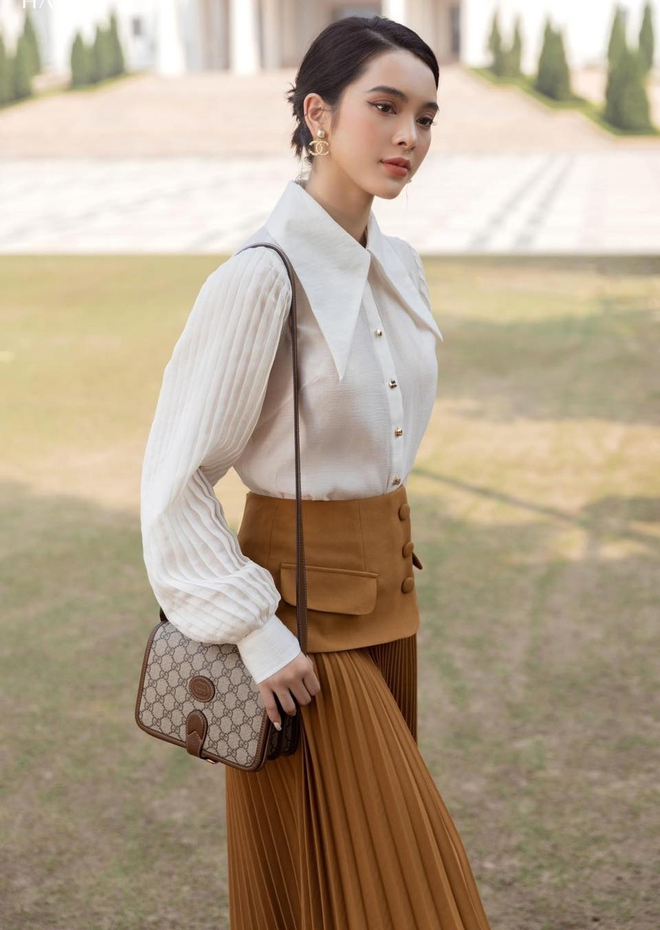 Khám phá tủ đồ của quý cô thượng lưu, thành đạt- Ảnh 2. Khám phá tủ đồ của quý cô thượng lưu, thành đạt- Ảnh 2.