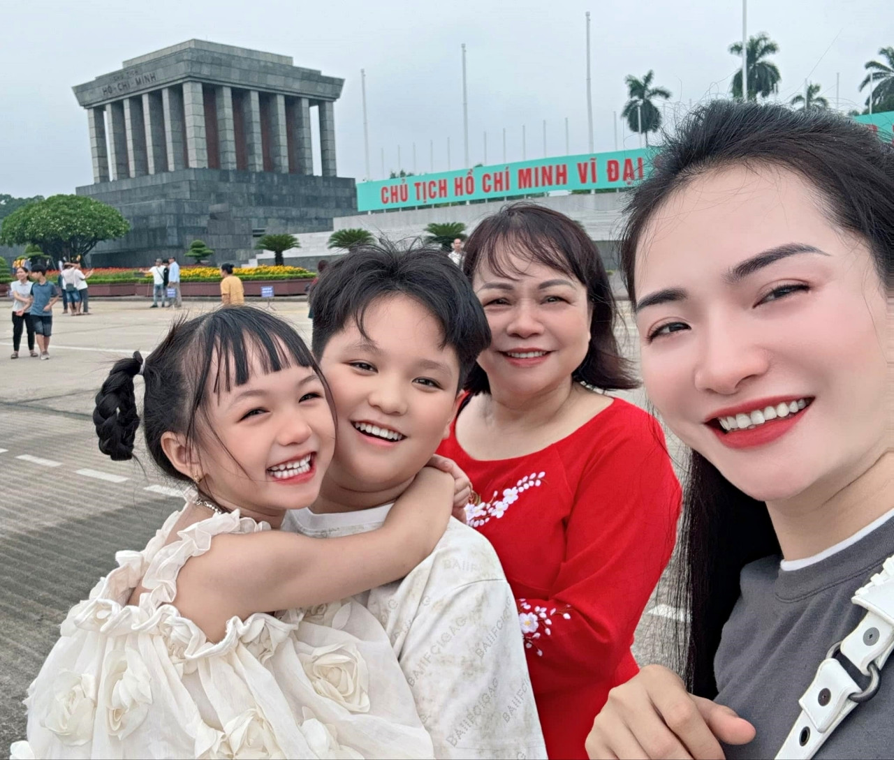 Lá thư tay của người mẹ Yên Bái khiến con gái xúc động suốt 15 năm - Ảnh 4. Lá thư tay của người mẹ Yên Bái khiến con gái xúc động suốt 15 năm - Ảnh 4.