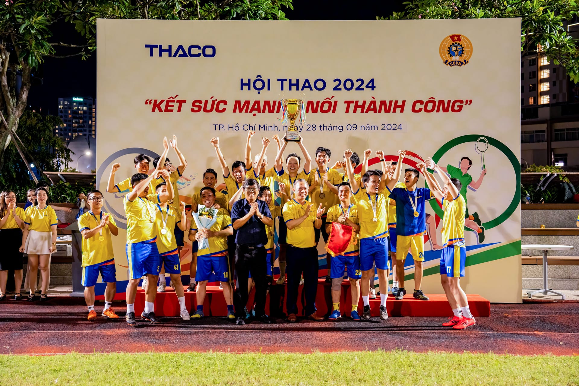 Đội Liên quân THACO - Đương kim vô địch bóng đá nam Hội thao 2024 Đội-Liên-quân-THACO---Đương-kim-vô-địch-bóng-đá-nam-Hội-thao-2024