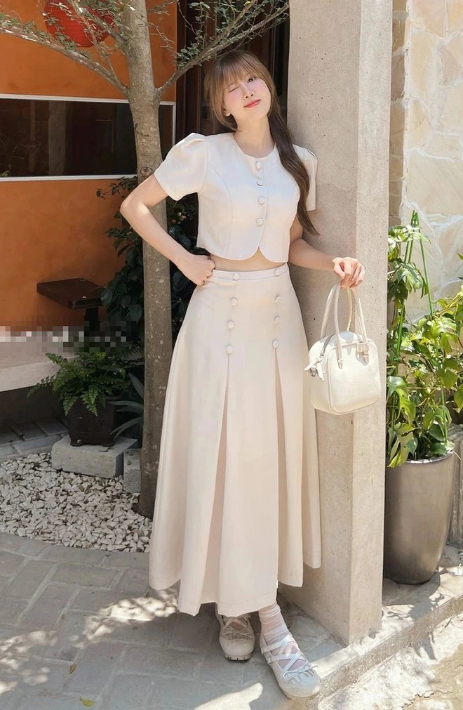 Mặc sang, xịn dễ dàng với trang phục đồng bộ- Ảnh 6. Mặc sang, xịn dễ dàng với trang phục đồng bộ- Ảnh 6.